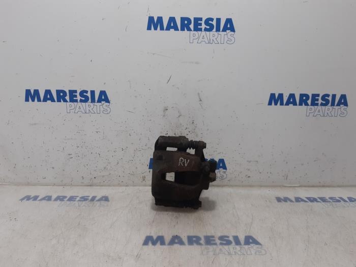 Gebrauchte Bremszange rechts vorne Fiat 500 (312) 1.4 16V Preis € 25,00 Margenregelung angeboten von Maresia Parts