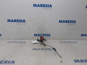 Used Rear seatbelt buckle, right Peugeot 508 (8D) 2.2 HDiF 16V GT Price € 25,00 Margin scheme offered by Maresia Parts