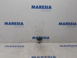 Used Tyre pressure sensor Peugeot 508 SW (8E/8U) 2.2 HDiF 16V GT Price € 25,00 Margin scheme offered by Maresia Parts