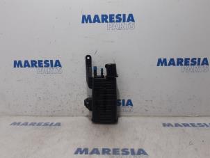 Used Carbon filter Peugeot RCZ (4J) 1.6 16V THP Price € 35,00 Margin scheme offered by Maresia Parts