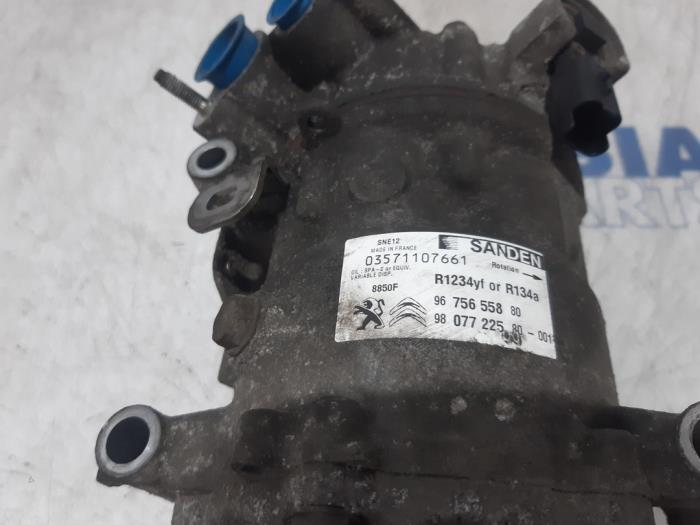 Citroen C4 Cactus Air conditioning pumps stock