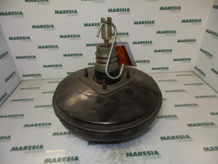 Usagé Servo frein Renault Megane Scénic (JA) 2.0 RT Prix € 40,00 Règlement à la marge proposé par Maresia Parts