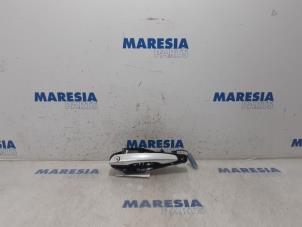 Gebrauchte Türgriff 4-türig links vorne Peugeot 508 (8D) 2.2 HDiF 16V GT Preis € 35,00 Margenregelung angeboten von Maresia Parts