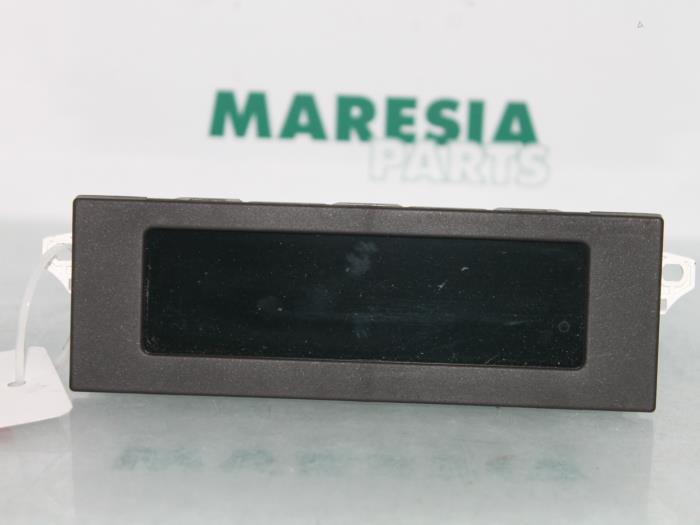 Begagnade Innerdisplay Citroen C2 (JM) 1.4 HDI Pris € 35,00 Marginaltabell erbjuds av Maresia Parts