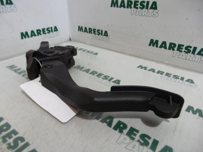 Begagnade Gaspedalsensor Citroen C2 (JM) 1.4 HDI Pris € 35,00 Marginaltabell erbjuds av Maresia Parts
