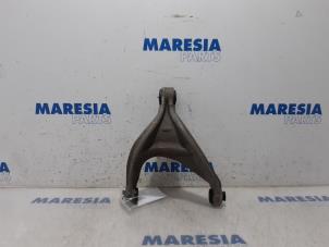 Used Rear upper wishbone, right Peugeot 508 SW (8E/8U) 2.2 HDiF 16V GT Price € 50,00 Margin scheme offered by Maresia Parts