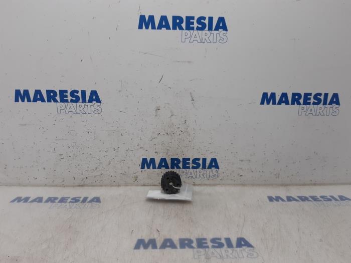 Begagnade Vevaxeldrev Fiat Stilo MW (192C) 1.9 JTD 16V 140 Multijet Pris € 25,00 Marginaltabell erbjuds av Maresia Parts