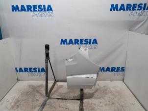 Used Front wing, right Citroen Jumper (U9) 2.2 HDi 100 Euro 4 Price € 60,50 Inclusive VAT offered by Maresia Parts
