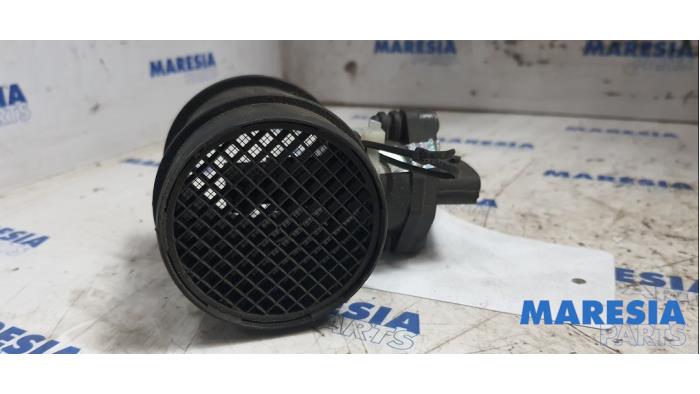 Luftmengenmesser van een Alfa Romeo 156 (932) 1.6 Twin Spark 16V 1998