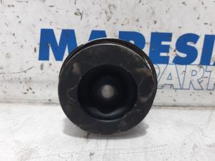 Used Piston Peugeot 308 SW (L4/L9/LC/LJ/LR) 1.6 BlueHDi 120 Price € 30,00 Margin scheme offered by Maresia Parts