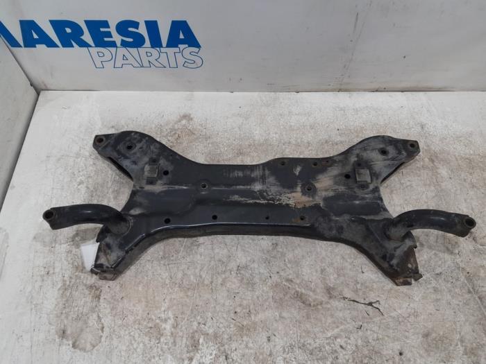 Usados Subchasis Peugeot 4007 (VU/VV) 2.2 HDiF 16V Precio € 157,50 Norma de margen ofrecido por Maresia Parts