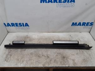 Used Side skirt, right Lancia Delta (844) 1.4 MultiAir 16V Price € 75,00 Margin scheme offered by Maresia Parts