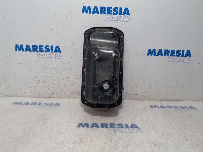 Gebrauchte Ölwanne Peugeot 308 SW (L4/L9/LC/LJ/LR) 1.6 BlueHDi 120 Preis € 29,99 Margenregelung angeboten von Maresia Parts