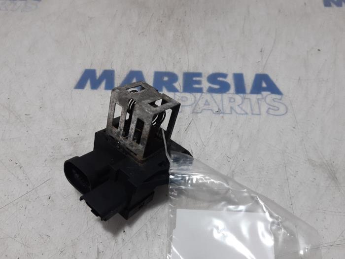 Cooling fan resistors with part number 98372A stock