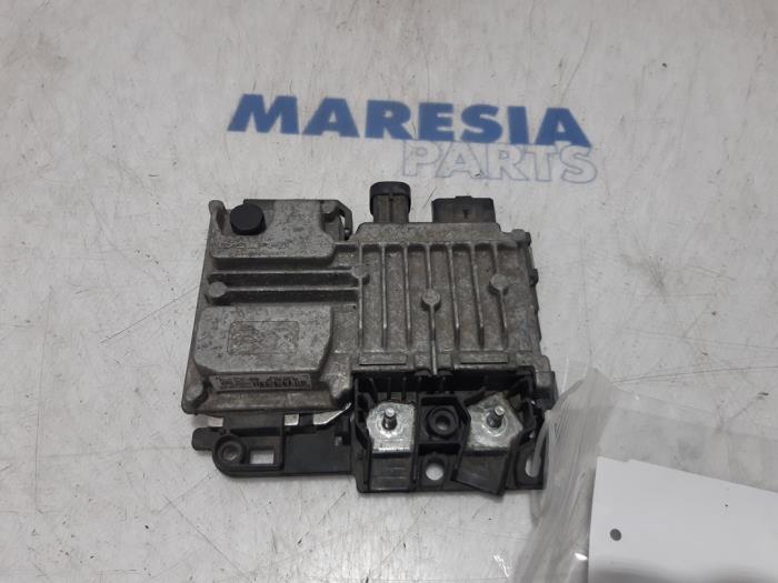 Used Start/Stop computer Citroen C4 Cactus (0B/0P) 1.6 Blue Hdi 100 Price € 49,99 Margin scheme offered by Maresia Parts
