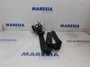 Usagé Ceinture de sécurité avant gauche Citroen C4 Cactus (0B/0P) 1.6 Blue Hdi 100 Prix € 190,58 Prix TTC proposé par Maresia Parts