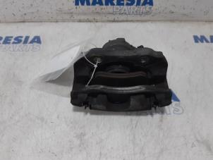 Used Front brake calliper, right Peugeot 208 I (CA/CC/CK/CL) 1.2 Vti 12V PureTech 82 Price € 13,99 Margin scheme offered by Maresia Parts