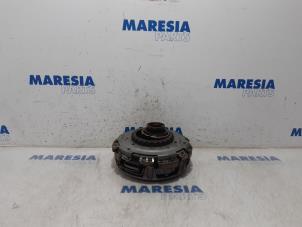Used Clutch plate Renault Captur (2R) 1.2 TCE 16V EDC Price € 315,00 Margin scheme offered by Maresia Parts