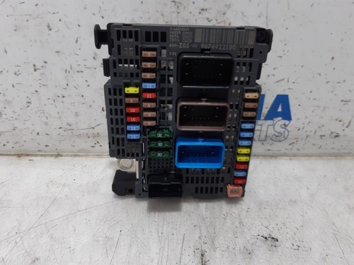 Fuse box Peugeot 508 SW 2.2 HDiF 16V GT - 9674922180 DELPHI