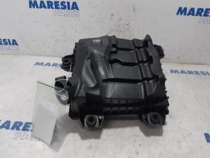 Used Air box Renault Trafic New (FL) 2.5 dCi 16V 145 Price € 45,00 Margin scheme offered by Maresia Parts