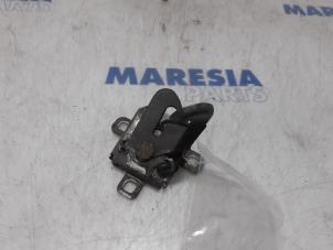 Used Bonnet lock mechanism Fiat Punto Evo (199) 1.4 Price € 15,00 Margin scheme offered by Maresia Parts