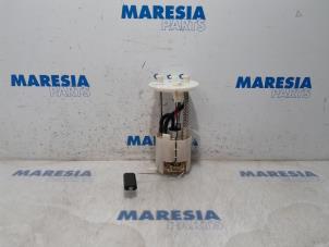 Used Electric fuel pump Peugeot 4007 (VU/VV) 2.2 HDiF 16V Price € 105,00 Margin scheme offered by Maresia Parts