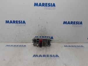 Used Fuse box Citroen Jumper (U9) 2.2 HDi 100 Euro 4 Price € 127,05 Inclusive VAT offered by Maresia Parts