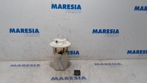 Usagé Pompe d'injection Citroen C4 Grand Picasso (UA) 2.0 16V Autom. Prix € 50,00 Règlement à la marge proposé par Maresia Parts