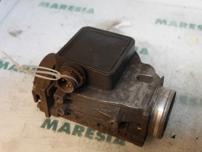 Begagnade Luftflödesmätare Lancia Kappa 2.4 Turbo DS LE,LS Pris € 40,00 Marginaltabell erbjuds av Maresia Parts
