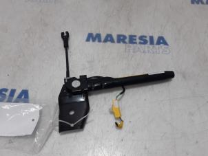 Gebrauchte Gurtsrammer rechts Lancia Delta (844) 1.4 MultiAir 16V Preis € 35,00 Margenregelung angeboten von Maresia Parts