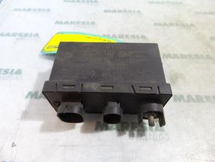 Used Glow plug relay Renault 19 Price € 25,00 Margin scheme offered by Maresia Parts