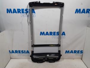 Used Headlining Peugeot 2008 (CU) 1.6 e-HDi FAP Price € 157,50 Margin scheme offered by Maresia Parts