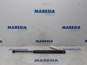 Used Set of tailgate gas struts Citroen C4 Grand Picasso (UA) 2.0 16V Autom. Price € 35,00 Margin scheme offered by Maresia Parts