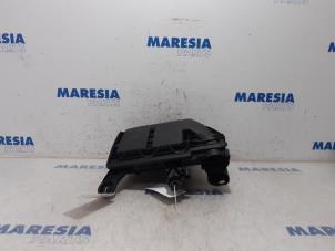 Used Air box Peugeot 208 I (CA/CC/CK/CL) 1.4 HDi Price € 25,00 Margin scheme offered by Maresia Parts