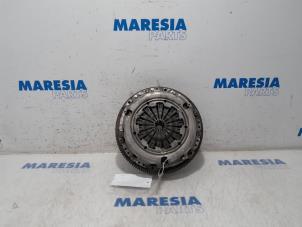 Usados Volante de inercia Citroen C4 Cactus (0B/0P) 1.6 Blue Hdi 100 Precio € 105,00 Norma de margen ofrecido por Maresia Parts