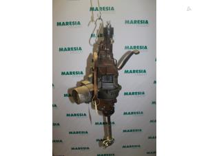 Used Steering column housing Renault Grand Scénic II (JM) 1.9 dCi 120 Price € 157,50 Margin scheme offered by Maresia Parts