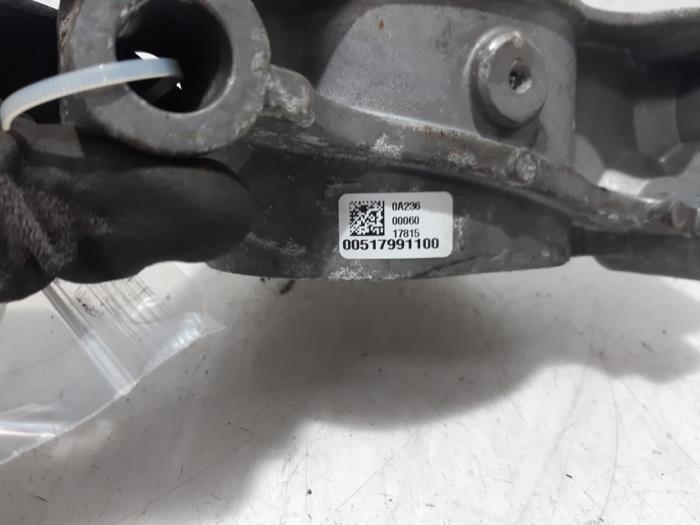 Engine mount from a Opel Combo 1.3 CDTI 16V ecoFlex 2015