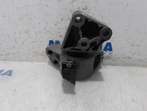 Engine mount from a Opel Combo 1.3 CDTI 16V ecoFlex 2015