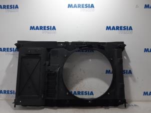 Używane Panel przedni Peugeot 5008 I (0A/0E) 1.6 VTI 16V Cena € 50,00 Procedura marży oferowane przez Maresia Parts