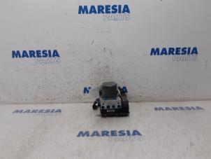 Used ABS pump Peugeot 5008 I (0A/0E) 1.6 VTI 16V Price € 199,50 Margin scheme offered by Maresia Parts