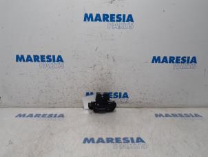 Used Tailgate lock mechanism Peugeot 2008 (CU) 1.6 e-HDi FAP Price € 14,50 Margin scheme offered by Maresia Parts