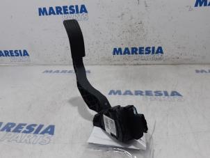 Used Throttle pedal position sensor Peugeot 2008 (CU) 1.6 e-HDi FAP Price € 20,00 Margin scheme offered by Maresia Parts