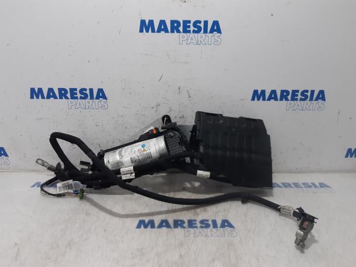 Used Start/Stop computer Peugeot 2008 (CU) 1.6 e-HDi FAP Price € 157,50 Margin scheme offered by Maresia Parts