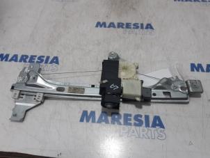 Used Rear door window mechanism 4-door, left Peugeot 5008 I (0A/0E) 1.6 VTI 16V Price € 75,00 Margin scheme offered by Maresia Parts