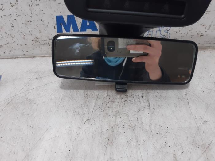 Używane Lusterko wewnetrzne Alfa Romeo MiTo (955) 1.4 16V Cena € 25,00 Procedura marży oferowane przez Maresia Parts