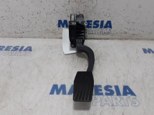 Gaspedalposition Sensor van een Alfa Romeo MiTo (955) 1.4 16V 2009