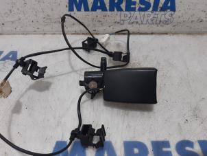 Used Rear seatbelt buckle, right Alfa Romeo MiTo (955) 1.4 16V Price € 15,00 Margin scheme offered by Maresia Parts