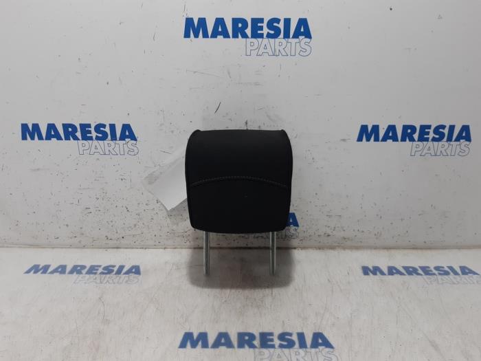 Używane Zaglówek Alfa Romeo MiTo (955) 1.4 16V Cena € 50,00 Procedura marży oferowane przez Maresia Parts