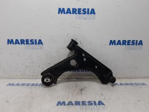 Used Front lower wishbone, right Fiat Punto III (199) 0.9 TwinAir Turbo 100 Price € 30,00 Margin scheme offered by Maresia Parts