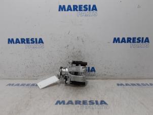 Gebrauchte Bremszange links hinten Alfa Romeo MiTo (955) 1.4 16V Preis € 50,00 Margenregelung angeboten von Maresia Parts
